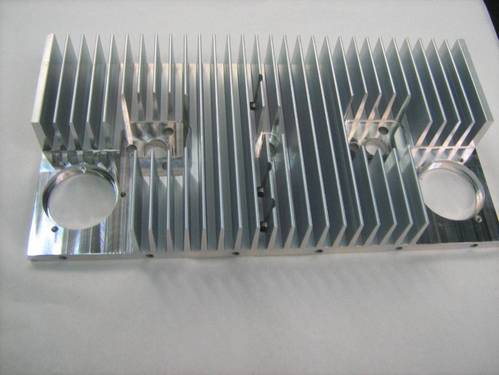 Dissipateur thermique en aluminium